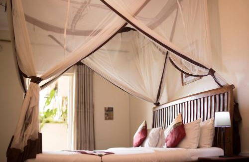 Entebbe Hotel | Entebbe Palm Hotel