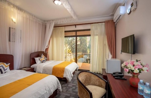 Entebbe Hotel | Entebbe Traveller's Room