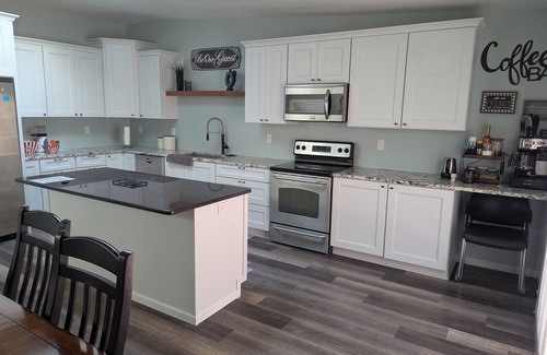 Rochester House | Entertainment for the whole family. Sleeps up to 10.