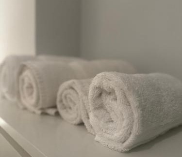 Canning Town Apartment | Entire 2 -Bed Flat 5 min Wembley Station Edgars Road Wembley Stadium West London