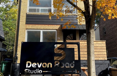 Beach Hill Apartment | Entire 2 Bedroom Apartment in Upper Beaches