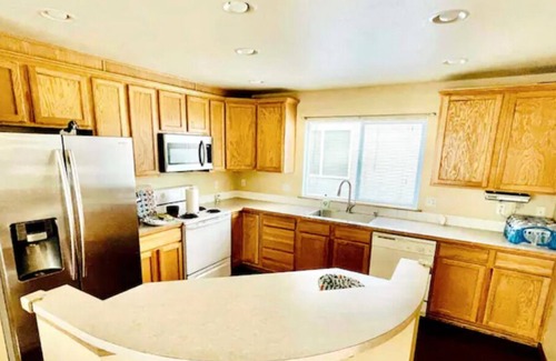Puyallup House | ❤️️Entire 3 bedroom house with 2.5 bathrooms❤️️