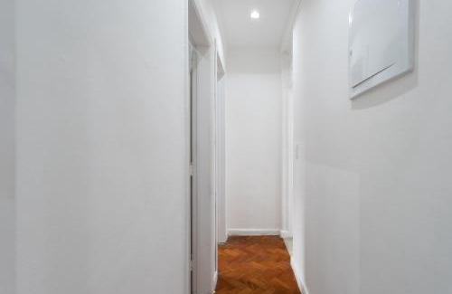 Copacabana Apartment | Entire Apartment 2 Minutes from Copacabana Beach