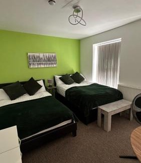 Farringdon Apartment | Entire Apartment in Central London