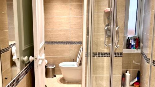 Queen's Gate Apartment | Entire Apartment Knightsbridge