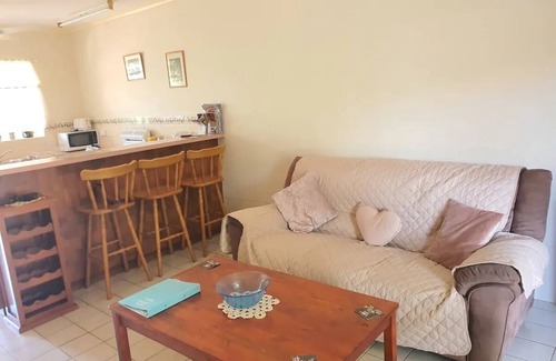 The Gardens House | Entire apartment with garden close to city.