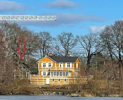 Vasteras Villa | Entire beautiful lakefront house