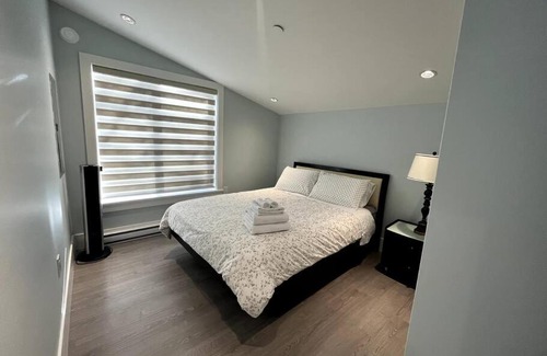 Kerrisdale House | Entire Brand new 3 bed 2 bath Guesthouse