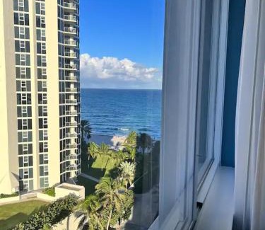 Sunny Isles Beach Apartment | Entire Condo in Sunny Isles