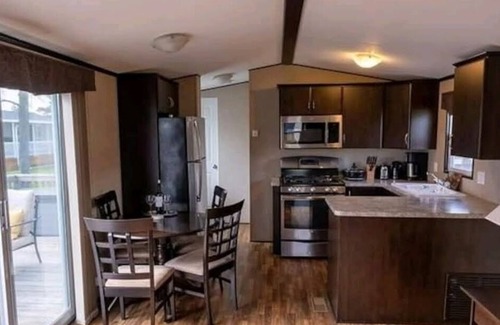 Niagara-on-the-Lake Cottage | ENTIRE Cottage 3-BDRM-PETS allowed