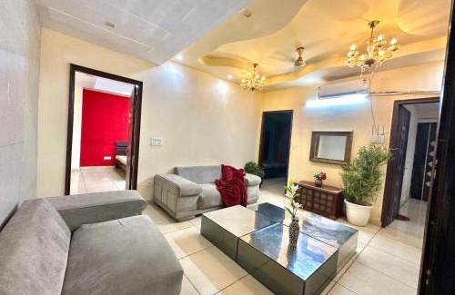 Gurugram Villa | Entire floor 3BHK on main road