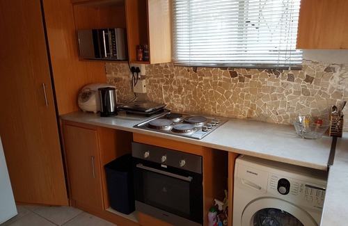 Kempton Park House | Entire Furnished Home next to OR Tambo