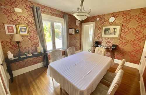 Niagara Falls House | Entire guest suite in the Falls