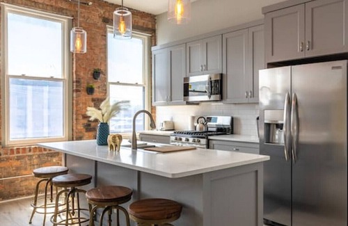 Over-the-Rhine Apartment | Entire Historic Building: Sleeps 30