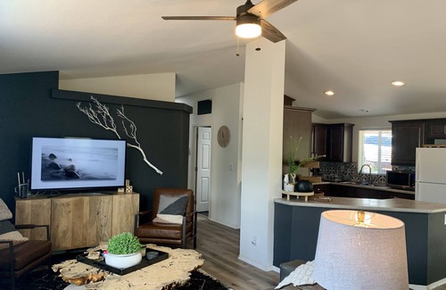 Pine House | Entire Home! Big Style, Big Views, Great Location!