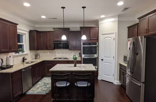 Belmont House | Entire Home in Belmont - Greater Charlotte Area