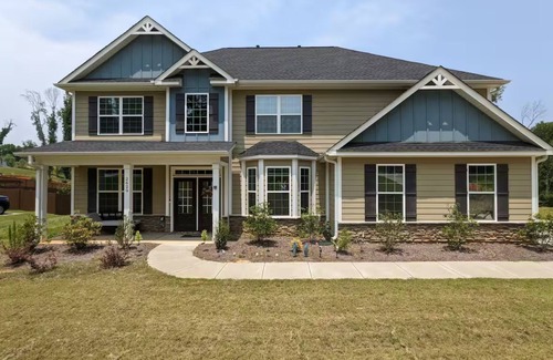 Belmont House | Entire Home in Belmont - Greater Charlotte Area