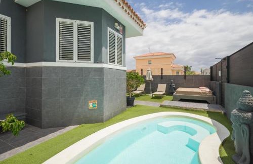 Maspalomas Villa | Entire Home Meloneras BBQ Jacuzzi PoolGolf