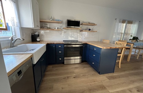 North Kingstown House | Entire home on Wickfiord Junction