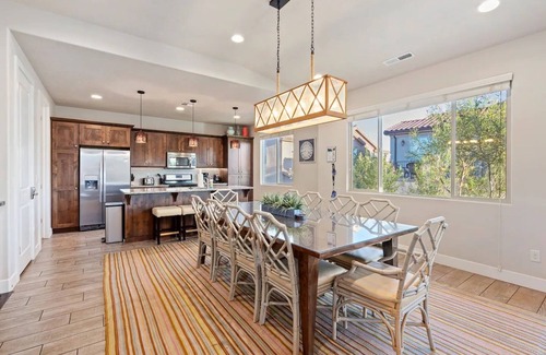 Santa Clara House | Entire Home Paradise Pools 2 King Suites