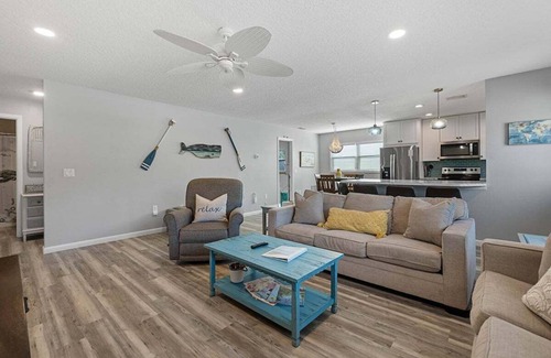 Flagler Beach House | Entire Home-Pet Friendly-Large Fenced Yard-Sleeps 14