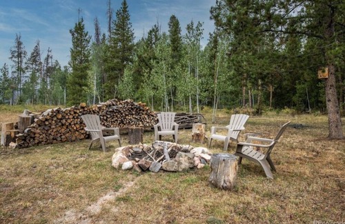 Oak Creek House | Entire Home/Picturesque Mtn Getaway