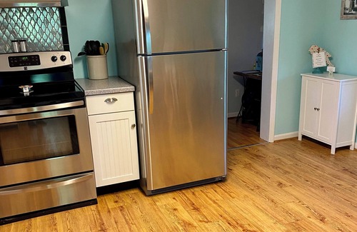 Lynchburg House | Entire home, quiet pastoral setting, 2 miles from Liberty University Campus