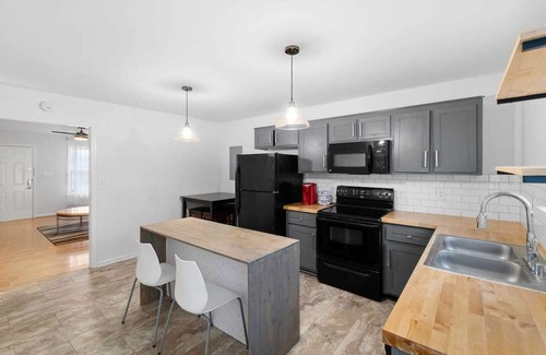 Oak Grove House | Entire home*Walking distance to Fort Campbell, KY