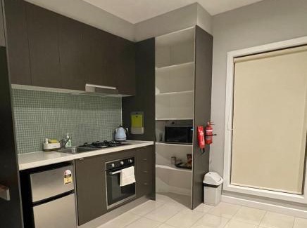 Yarraville House | Entire Home with Yard, Perfect for Pets & You!