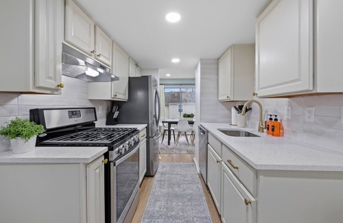 Woodbridge House | Entire Home - Woodbridge Wonderhouse 2000+sqft!