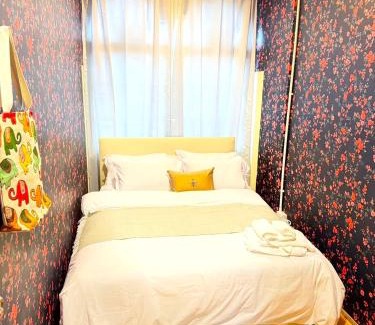 Bangkok Central Business District House | Entire House 6 people 3Beds 2Baths near BTS Asoke Terminal21