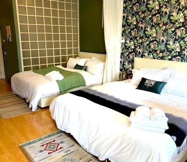 Bangkok Central Business District House | Entire House 6 people 3Beds 2Baths near BTS Asoke Terminal21