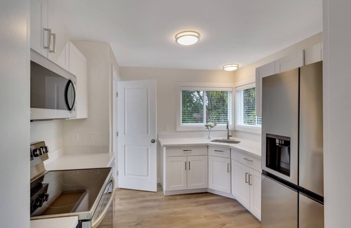Haller Lake House | Entire House- Conveniently Located with Ample Parking