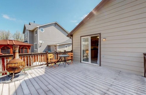 Henderson House | Entire house in a quiet neighbourhood