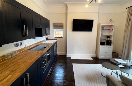 Evesham Apartment | Entire Luxury apartment, 10mins from Cotswolds