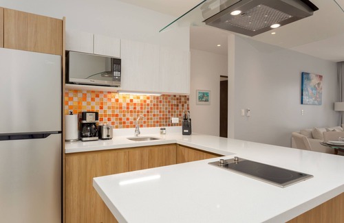 Gonzalo Guerrero Condo | Entire luxury 2 BR condo in heart of Playa Del Carmen