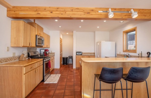 Crested Butte House | Entire Mountain Home with Breathtaking Views!