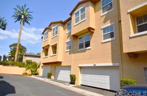 National City House | Entire Private 3-BR Townhouse with Garage Parking near San Diego Gaslamp, Available Now