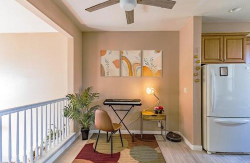 National City House | Entire Private 3-BR Townhouse with Garage Parking near San Diego Gaslamp, Available Now