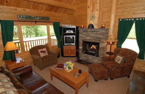 Rangeley Cabin | Entire private beautifuly fully appointed log cabin with Shared Lake Frontage.