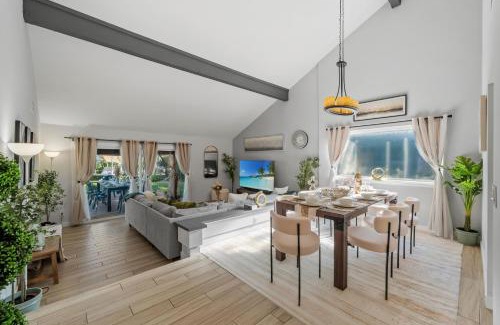 Rancho Penasquitos House | Entire Private Hot Tub, King Bed, Garage, Grand View, 3BR-3Bth, Available Now