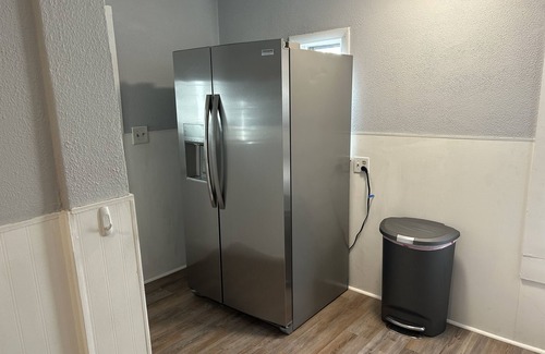 North End House | Entire Rental Unit Saint Paul Lovely Modern Home