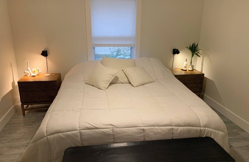 Bouldin Condo | Entire South Congress Condo- Walk to the best attractions in Austin!