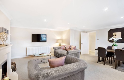 Harrogate City Centre House | Entire spacious apartment - central Harrogate