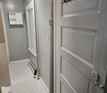 East Orange Apartment | Entire Spacious Cozy Apartment
