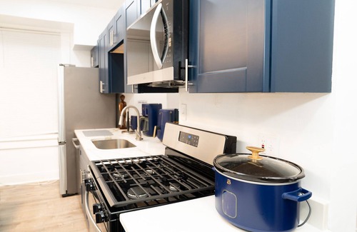 Randle Highlands House | Entire two kitchen home including basement studio w/parking, deck, and yard.