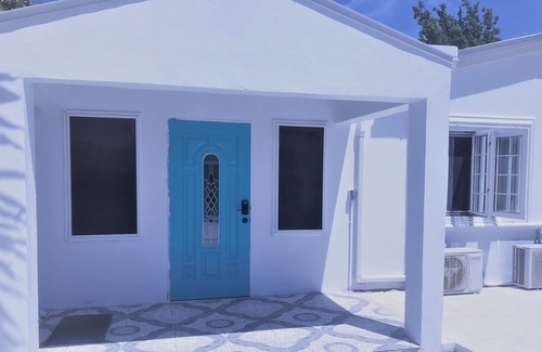 Leeward Settlement House | Entire Villa for Rent, Leeward/Grace Bay, Short Walk to Sunset Beach