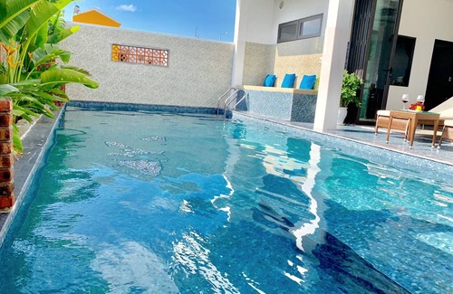 Cam An Villa | Entire Villa - Pool, 10 Bedrooms, Beach ,Game Room