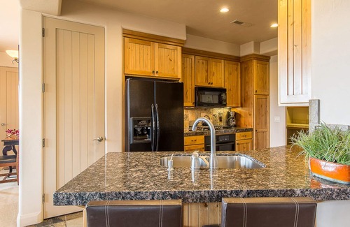 Lava Falls House | Entrada Private Gated and Dog Friendly