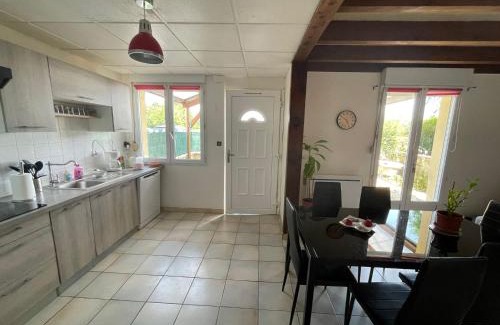 Salmiech House | Entre lacs, balades et culture